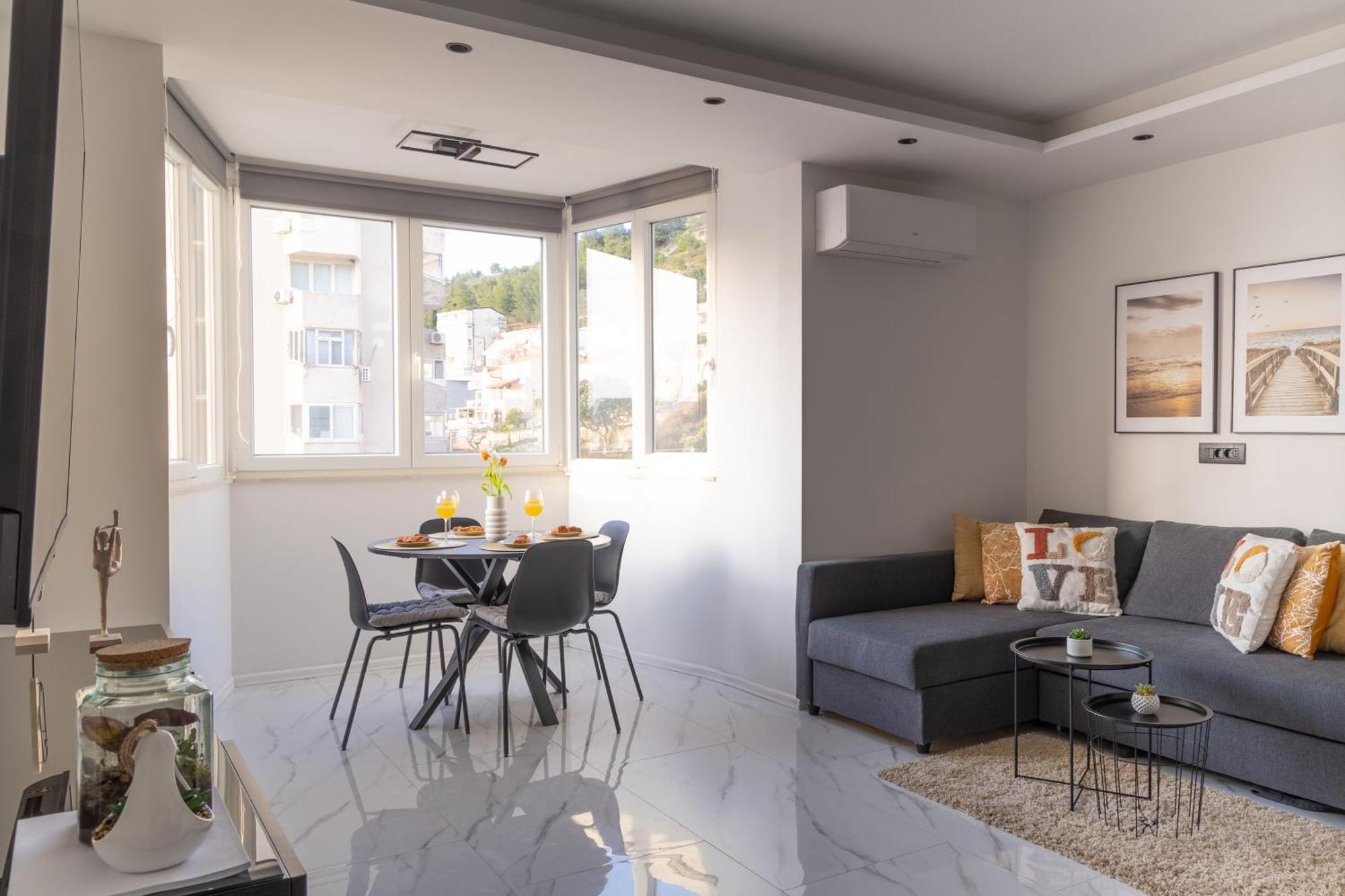 Orca -sea View Apartman