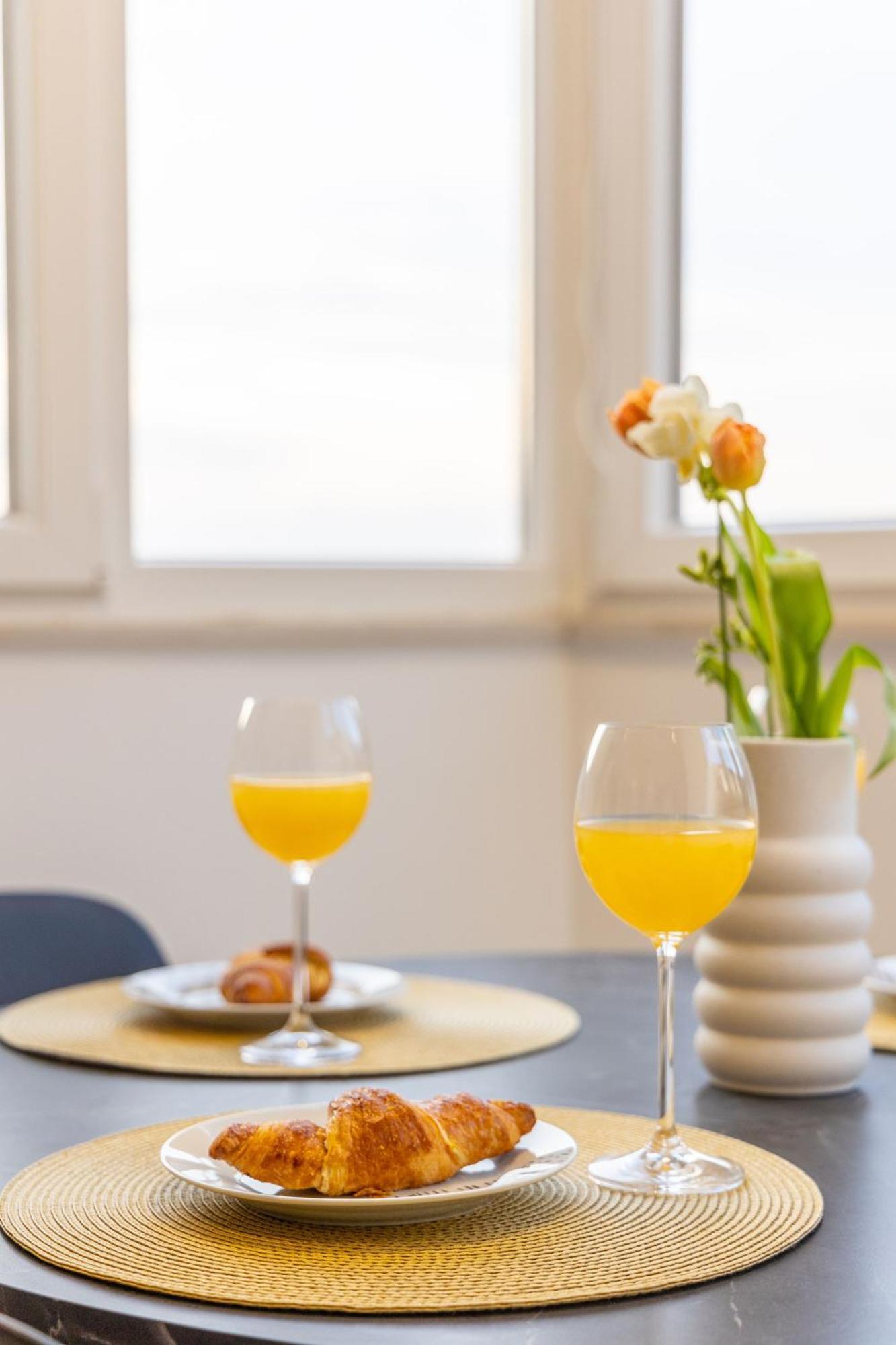 Apartment Orca -sea View